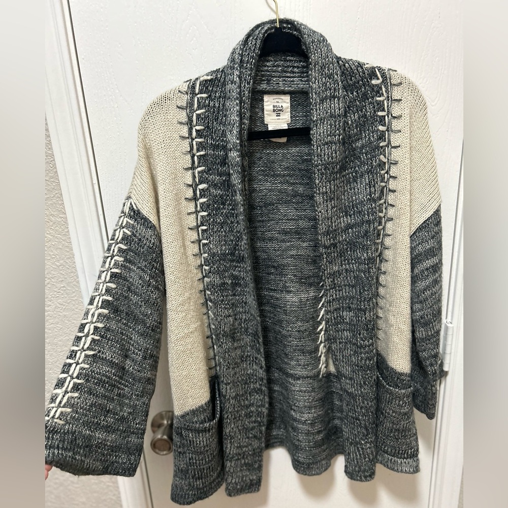 Billabong By Your Side Open Cardigan Sweater 3/4 Sleeve Grey & Cream Color Sz M